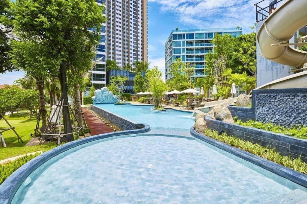 2 Bed High Floor Sea View - In Apartment