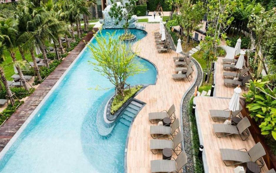 Apartment 2 Bed High Floor Sea View - In Pattaya